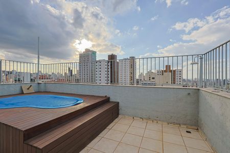 Apartamento à venda com 162m², 3 quartos e 1 vaga