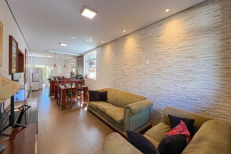 Casa à venda com 4 quartos, 430m² em Várzea, Lagoa Santa