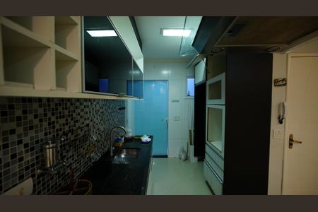 Apartamento à venda com 70m², 1 quarto e 2 vagasCozinha