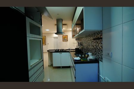 Apartamento à venda com 70m², 1 quarto e 2 vagasCozinha