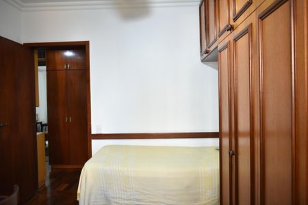 Apartamento para alugar com 142m², 3 quartos e 2 vagasQuarto 1