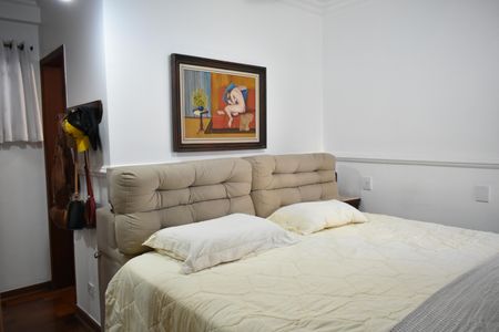 Apartamento para alugar com 142m², 3 quartos e 2 vagasSuíte