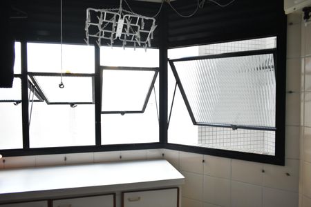 Apartamento para alugar com 142m², 3 quartos e 2 vagasÁrea de Serviço