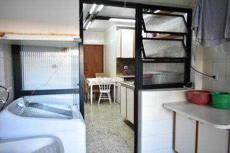 Apartamento para alugar com 142m², 3 quartos e 2 vagasÁrea de Serviço