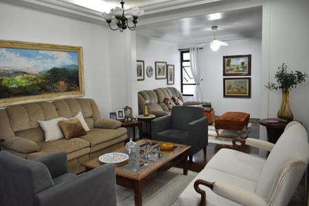 Apartamento para alugar com 142m², 3 quartos e 2 vagasSala