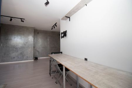 Sala de kitnet/studio para alugar com 1 quarto, 45m² em Shcgn, Brasília