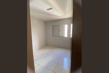 Apartamento para alugar com 70m², 3 quartos e 2 vagasQuarto