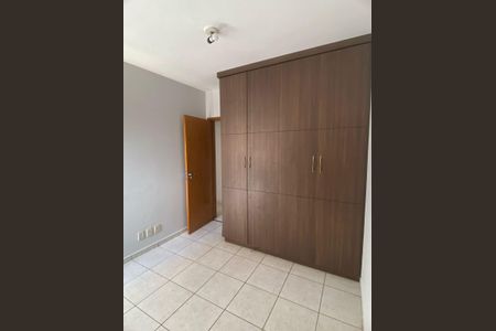 Apartamento para alugar com 70m², 3 quartos e 2 vagasQuarto