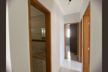 Apartamento para alugar com 70m², 3 quartos e 2 vagasCorredor