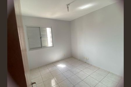 Apartamento para alugar com 70m², 3 quartos e 2 vagasQuarto