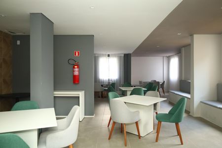 Apartamento à venda com 37m², 2 quartos e sem vagaÁrea comum - Salão de festas