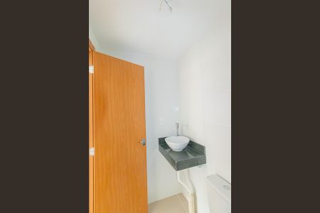 Apartamento à venda com 43m², 2 quartos e sem vagaBanheiro social