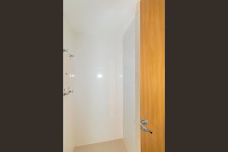 Apartamento à venda com 43m², 2 quartos e sem vagaBanheiro social