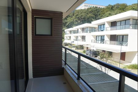 Vista da Sacada de casa de condomínio para alugar com 2 quartos, 152m² em Alphaville, Santana de Parnaíba