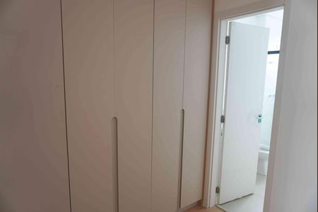 Suíte 2 de casa de condomínio para alugar com 2 quartos, 152m² em Alphaville, Santana de Parnaíba