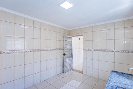 Apartamento para alugar com 150m², 2 quartos e 2 vagasCozinha