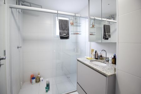 Banheiro de kitnet/studio à venda com 1 quarto, 24m² em Vila Olímpia, São Paulo