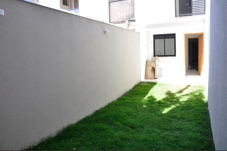 Casa à venda com 112m², 3 quartos e 3 vagasDetalhe - Quintal