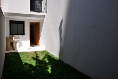 Casa à venda com 112m², 3 quartos e 3 vagasDetalhe - Quintal