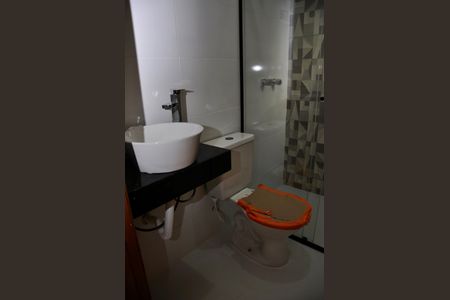 Casa à venda com 112m², 3 quartos e 3 vagasDetalhe - Banheiro Social