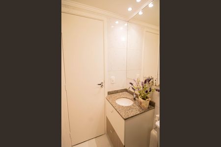 Apartamento à venda com 64m², 2 quartos e 1 vagaBANHEIRO 