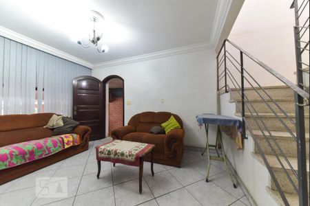 Casa à venda com 300m², 3 quartos e 2 vagas