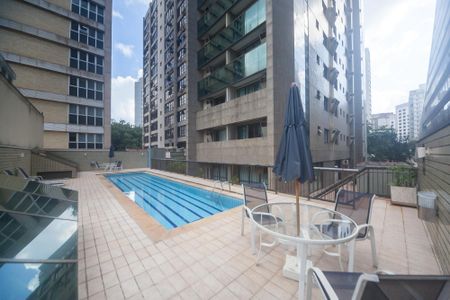 Apartamento à venda com 47m², 1 quarto e 1 vagaÁrea comum - Piscina