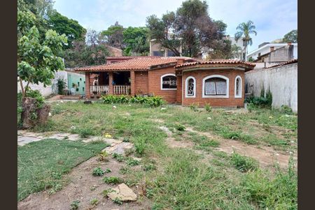 Casa à venda com 248m², 3 quartos e 6 vagasFoto 04