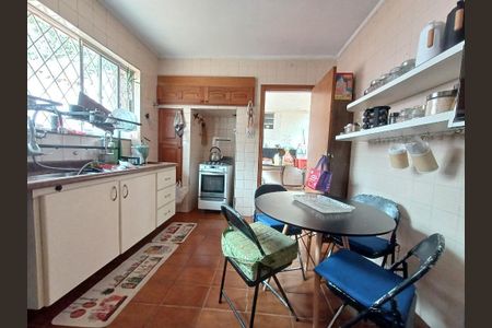 Foto 24 de casa à venda com 3 quartos, 248m² em Cidade São Francisco, São Paulo
