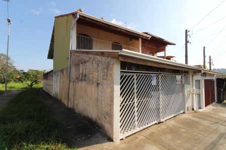 Casa para alugar com 271m², 4 quartos e 2 vagasGaragem
