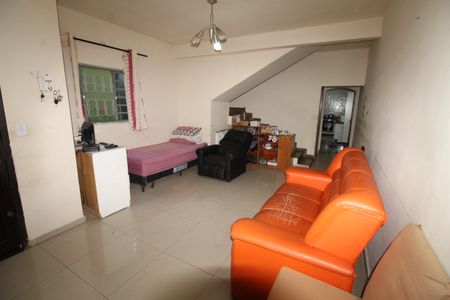 Sala de casa para alugar com 4 quartos, 271m² em Jardim das Ceerejeiras, São José dos Campos