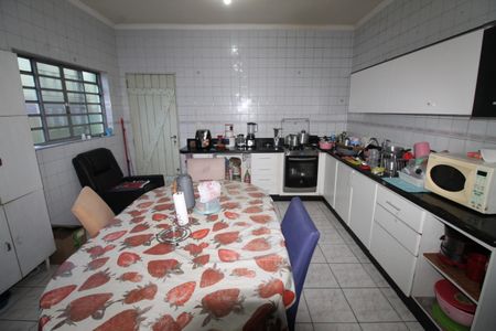 Casa para alugar com 271m², 4 quartos e 2 vagasCozinha