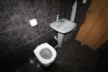 Banheiro de casa para alugar com 4 quartos, 271m² em Jardim das Ceerejeiras, São José dos Campos