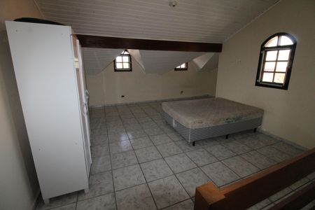 Casa para alugar com 271m², 4 quartos e 2 vagasSuíte 2
