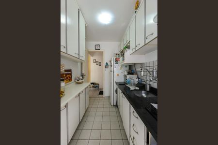 Apartamento para alugar com 56m², 2 quartos e 1 vaga Apartamento para alugar com 56m², 2 quartos e 1 vagaCozinha