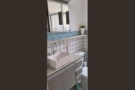 Banheiro de apartamento para alugar com 2 quartos, 56m² em Jardim Boa Vista, São Paulo