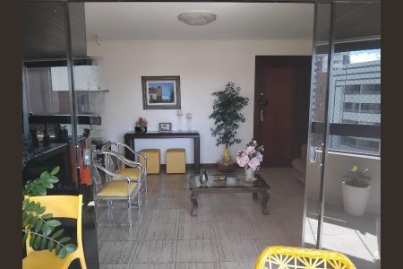 Sala de apartamento para alugar com 2 quartos, 122m² em Pituba, Salvador