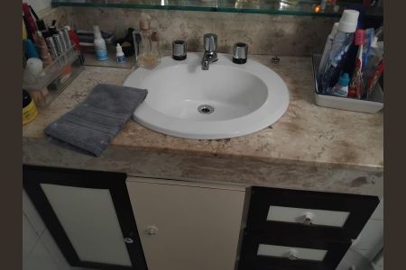 Apartamento para alugar com 122m², 2 quartos e 2 vagasBanheiro