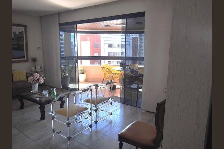 Apartamento para alugar com 122m², 2 quartos e 2 vagasSala