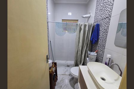 Casa para alugar com 144m², 3 quartos e 2 vagasBanheiro