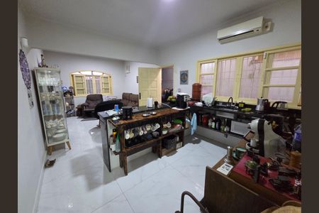 Casa para alugar com 144m², 3 quartos e 2 vagasCozinha