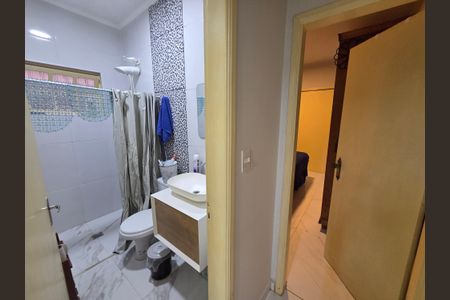 Casa para alugar com 144m², 3 quartos e 2 vagasBanheiro
