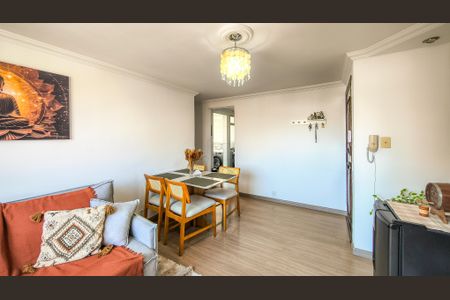 Apartamento à venda com 62m², 2 quartos e 1 vagaSala