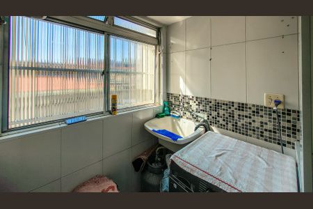 Apartamento à venda com 62m², 2 quartos e 1 vagaÁrea de Serviço