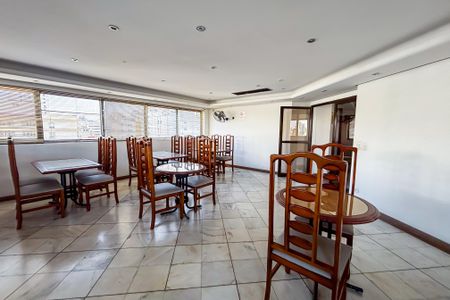 Apartamento à venda com 58m², 2 quartos e 2 vagas