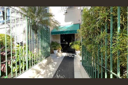 Apartamento à venda com 68m², 2 quartos e sem vaga Apartamento à venda com 68m², 2 quartos e sem vagaPortaria