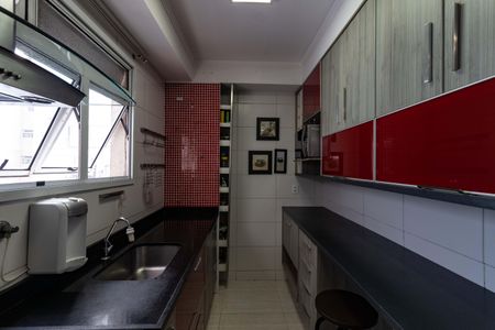Apartamento à venda com 96m², 2 quartos e 2 vagasCozinha