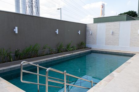Apartamento para alugar com 45m², 2 quartos e 1 vagaÁrea comum - Piscina
