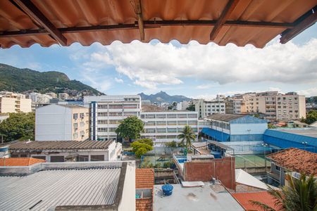 Apartamento à venda com 170m², 2 quartos e 1 vagaÁrea de Serviço Vista