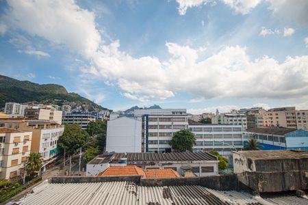 Apartamento à venda com 170m², 2 quartos e 1 vagaTerraço